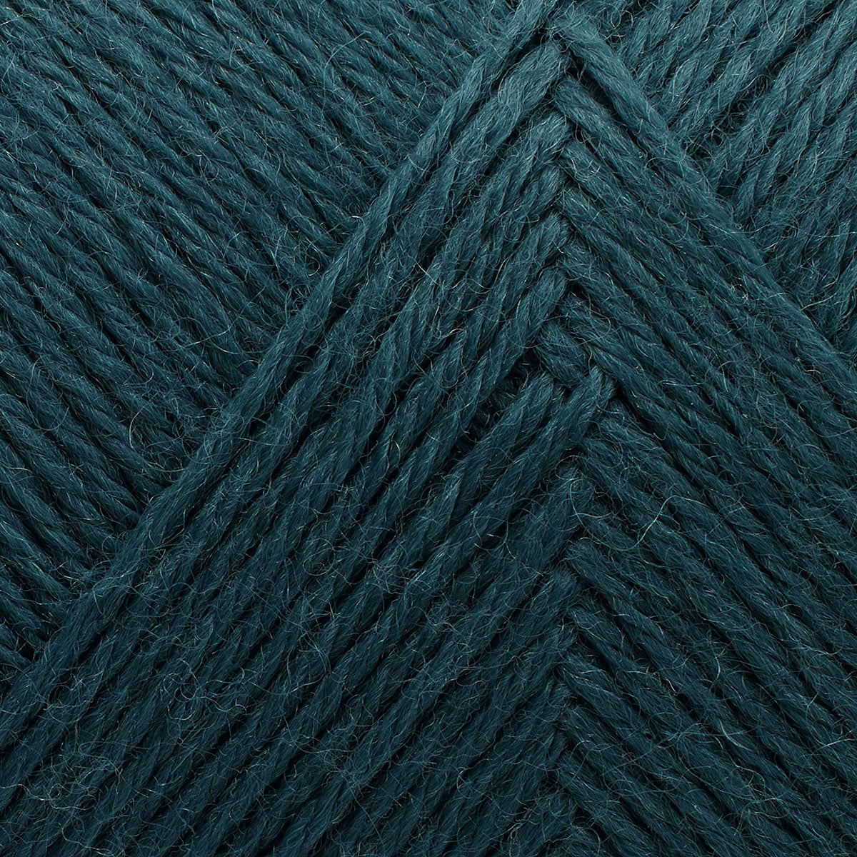 Filcolana Arwetta yarn in the color 146 – soft and durable merino blend, ideal for socks, sweaters, and various knitting projects.