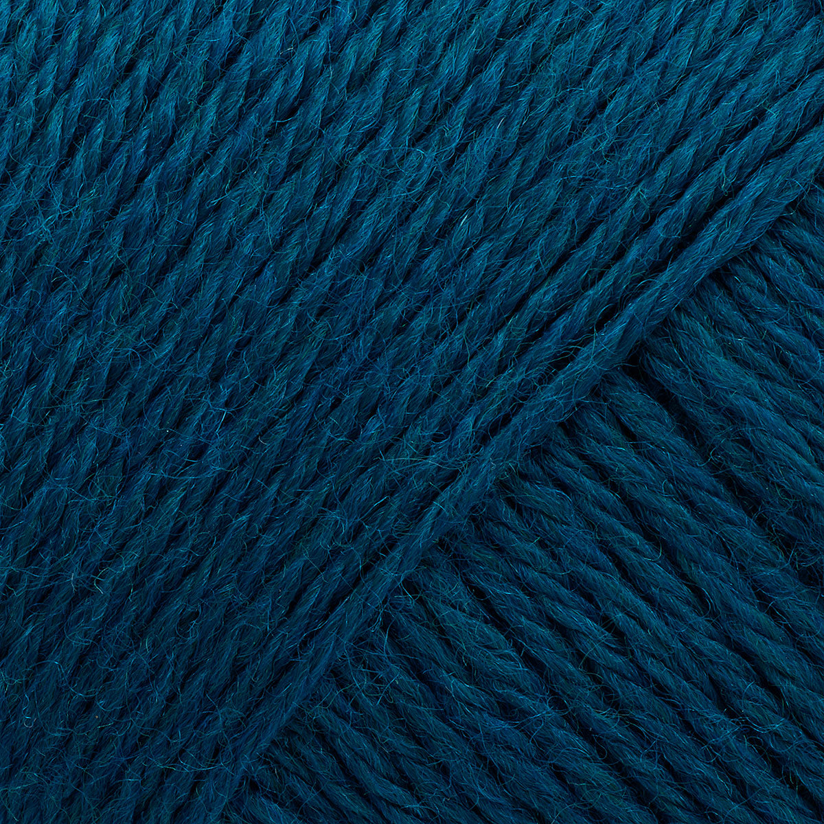 Filcolana Arwetta yarn in the color 202 – soft and durable merino blend, ideal for socks, sweaters, and various knitting projects.