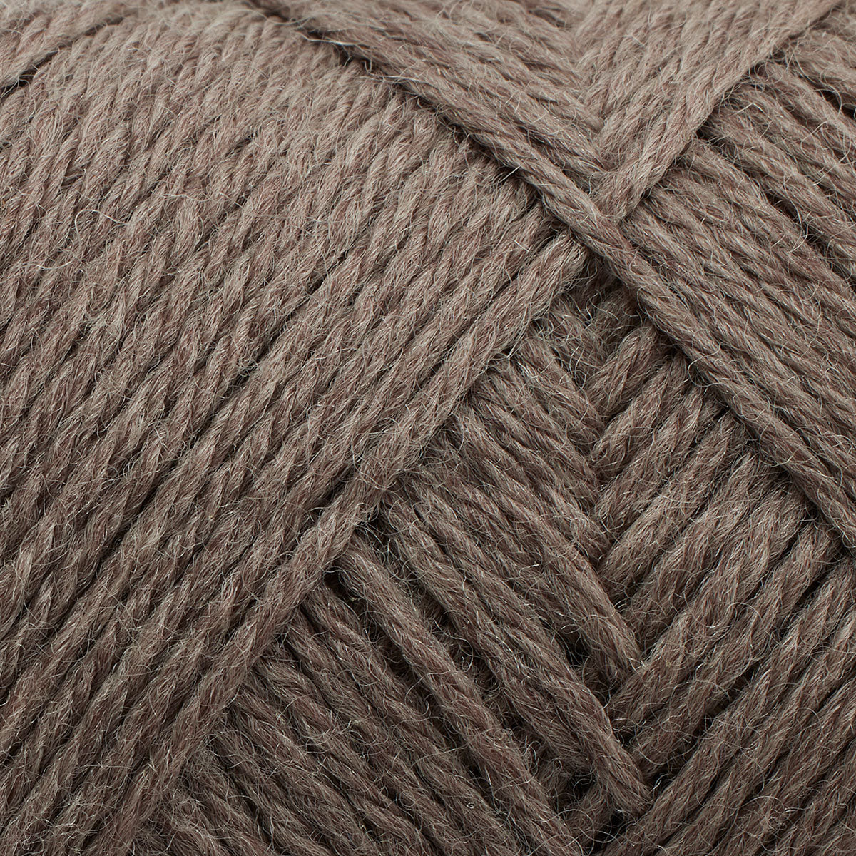 Filcolana Arwetta yarn in the color 354 – soft and durable merino blend, ideal for socks, sweaters, and various knitting projects.