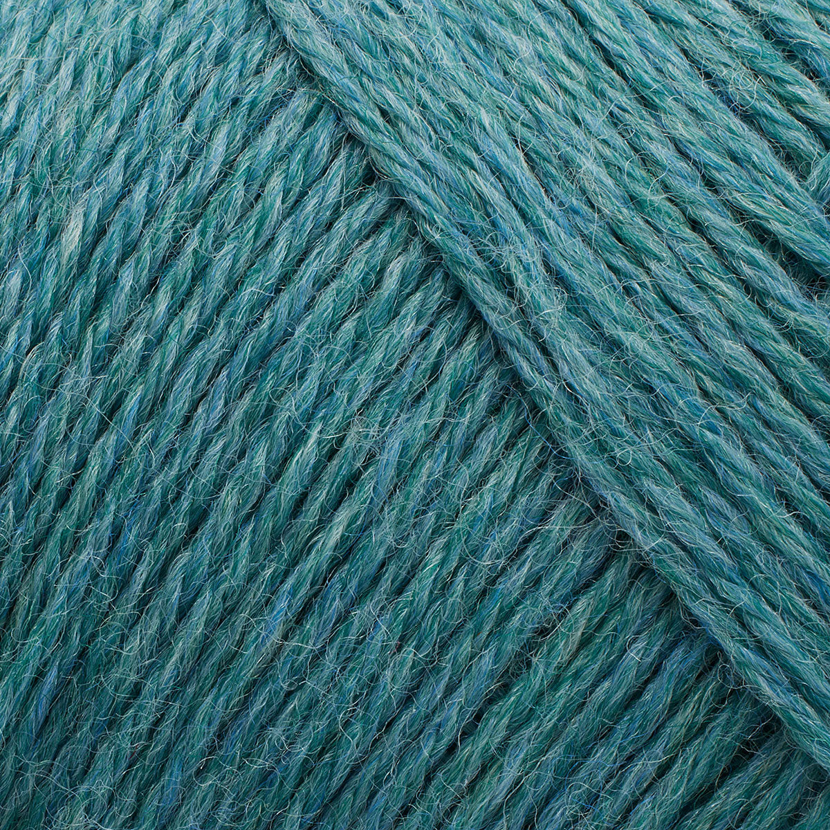 Filcolana Arwetta yarn in the color 808 – soft and durable merino blend, ideal for socks, sweaters, and various knitting projects.
