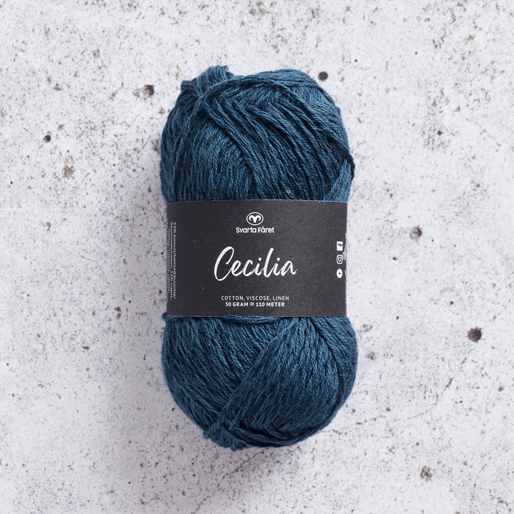 Svarta Fåret Cecilia Space Blue (068)Summer DK Yarn in Cotton, Viscose and Linen