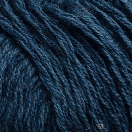 Svarta Fåret Cecilia Space Blue (068)Summer DK Yarn in Cotton, Viscose and Linen