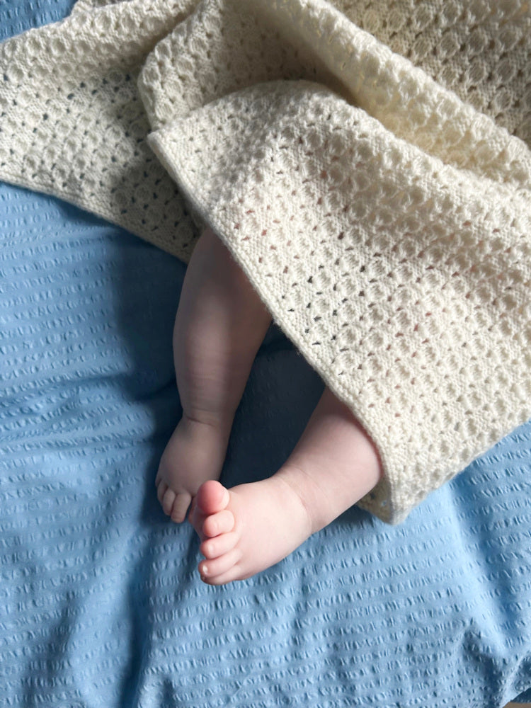 Aven baby blanket