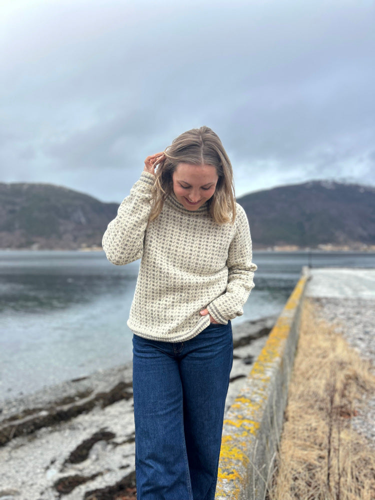 Islender sweater for women