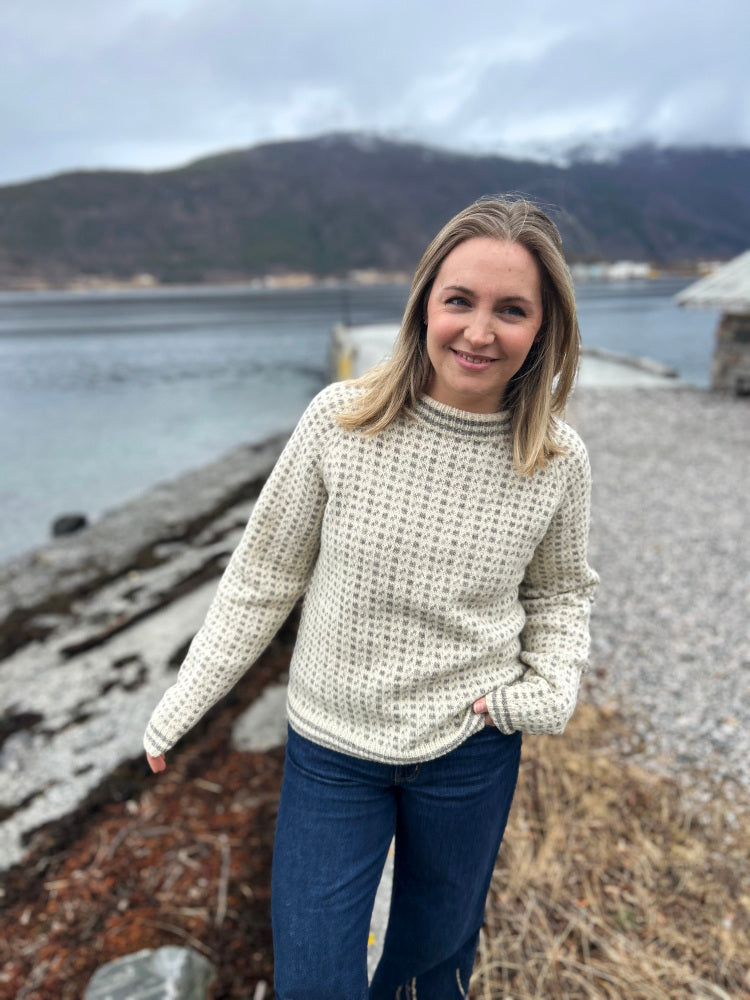 Islender sweater for women