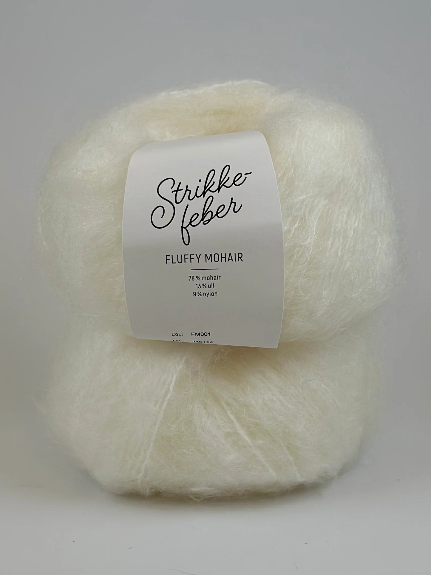 Fluffy Mohair Coconut (001)