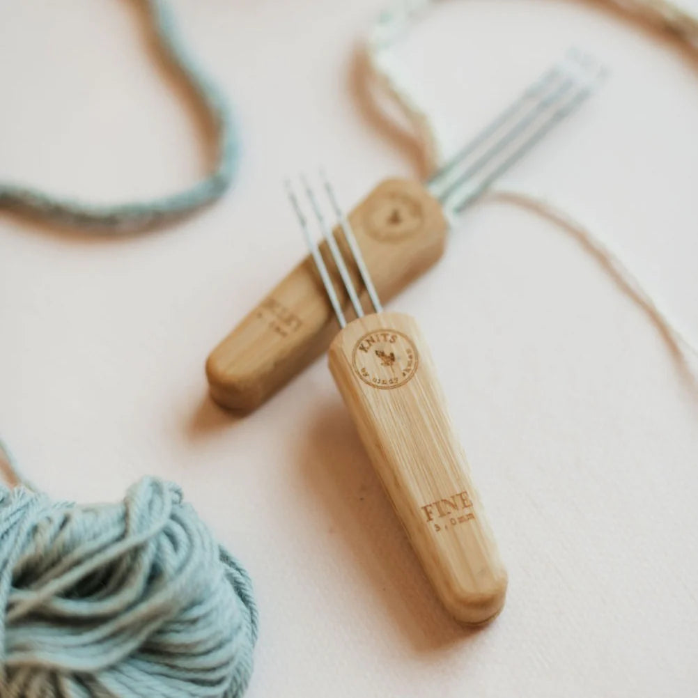 Knits.fi Icorder – I-Cord Tool with Wooden Handle | Fine 3 mm & Bulky 6 mm | Maruchi Fibres
