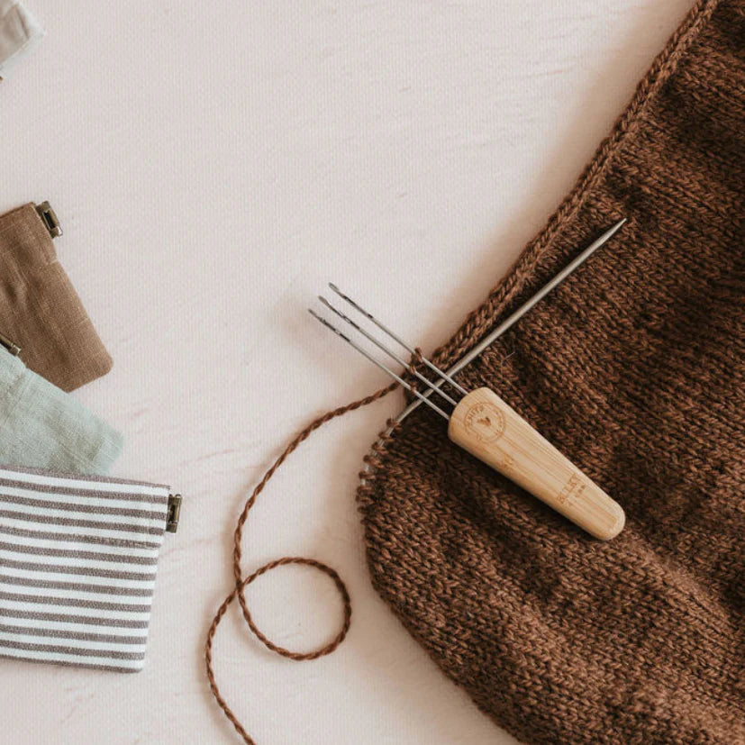 Knits.fi Icorder – I-Cord Tool with Wooden Handle | Fine 3 mm & Bulky 6 mm | Maruchi Fibres