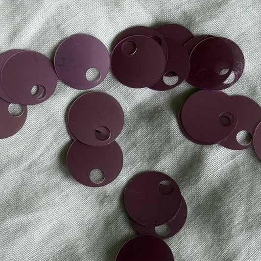 Strikkefeber Big Sequins Purple