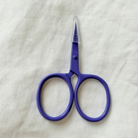 Small knitting scissors, purple
